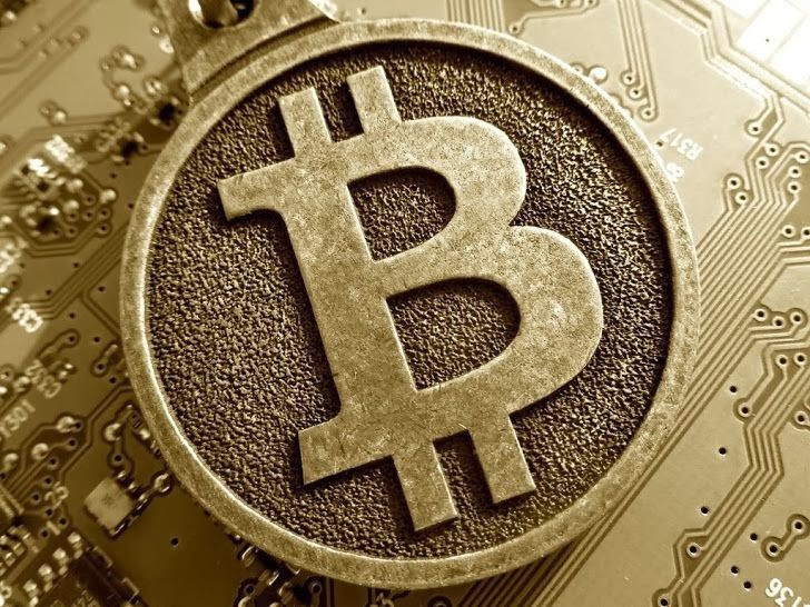 World's largest Bitcoin exchange Mt. Gox Shuts Down