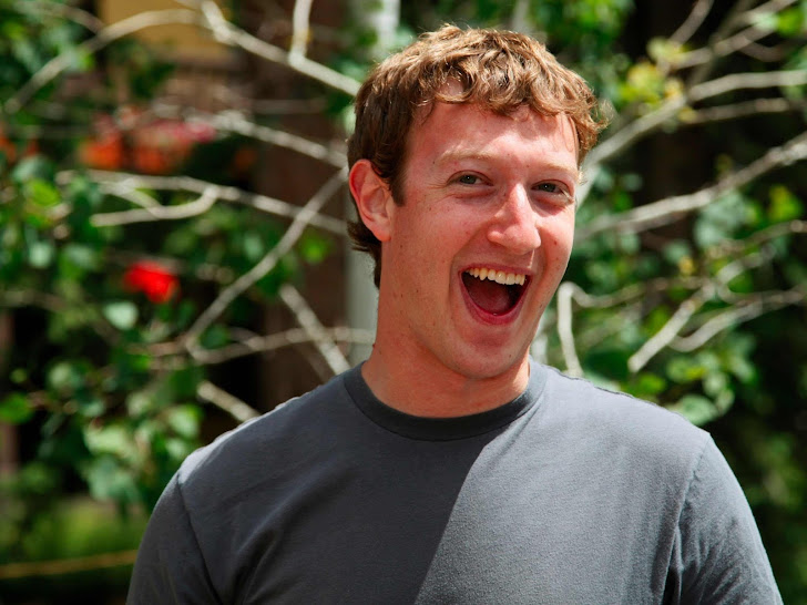 Mark's Milestone: 1 Billion People Uses Facebook in A Single Day