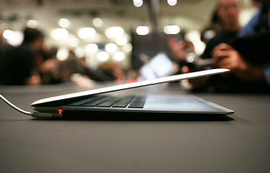 Apple MacBooks Can Be Hacked Through The Battery